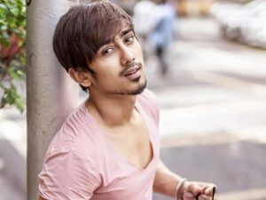 Adnan Sheikh Age, Height, Girlfriend, Biography, Net Worth and More